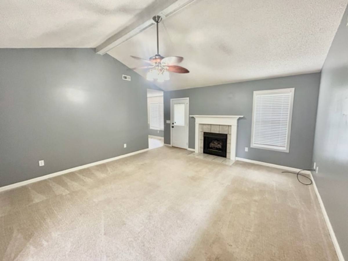 House for rent at 4429 Maysville Rd, Huntsville, AL 35811