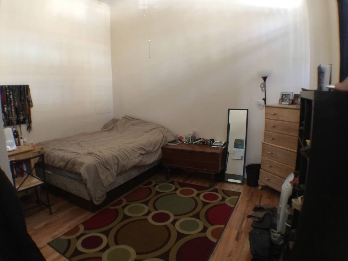 Apartment for rent at 2034 W Webster Ave, Chicago, IL 60647