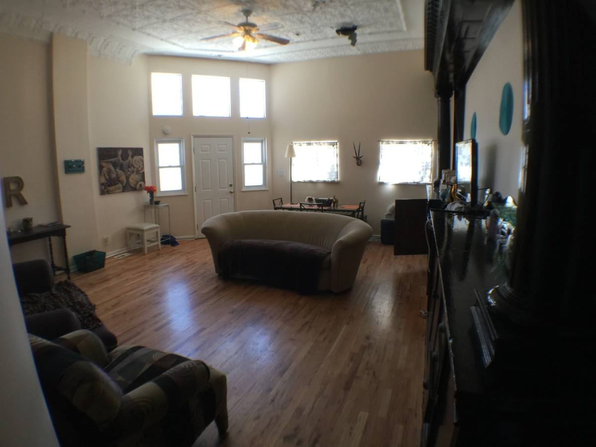 Apartment for rent at 2034 W Webster Ave, Chicago, IL 60647