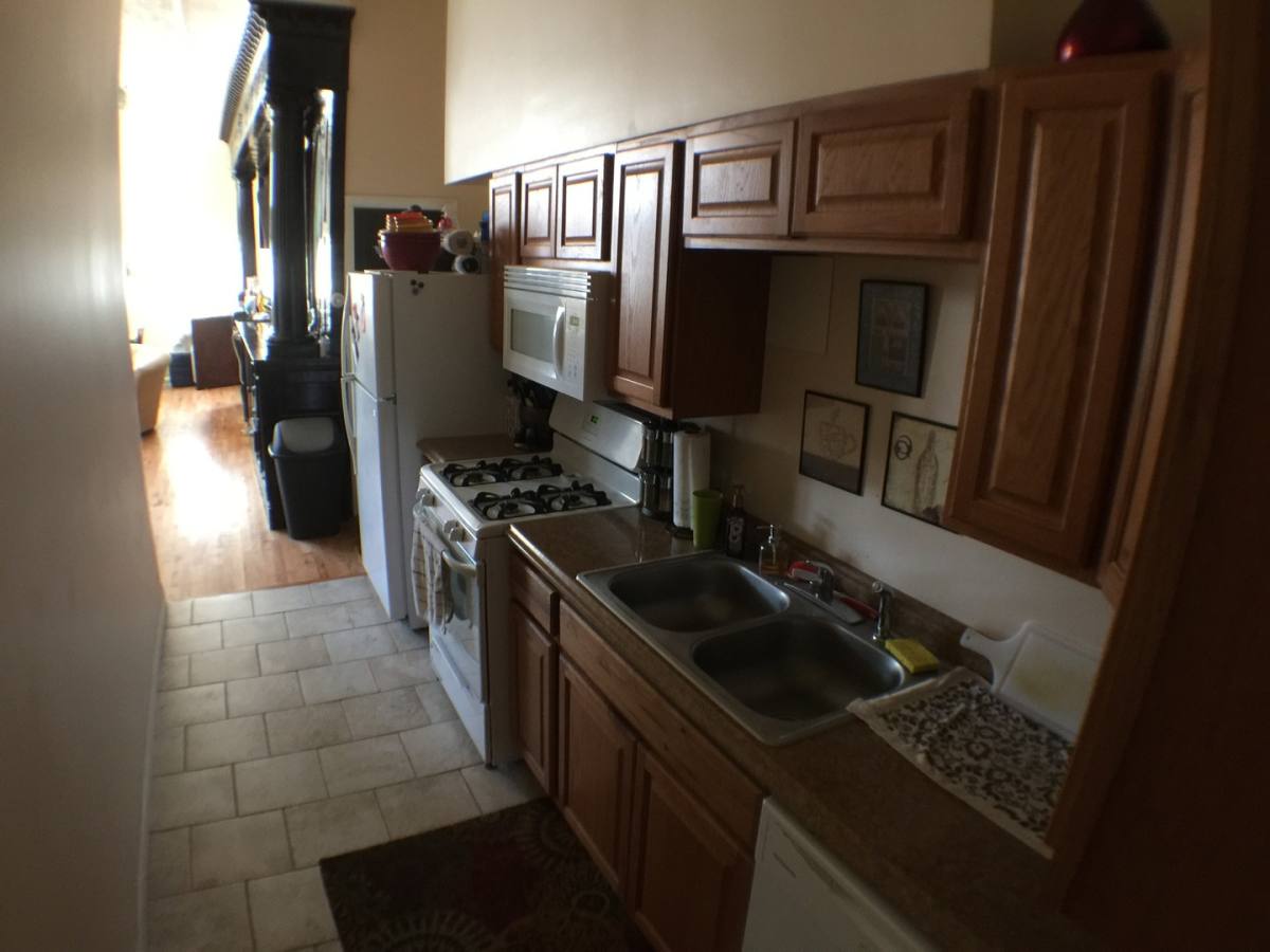 Apartment for rent at 2034 W Webster Ave, Chicago, IL 60647