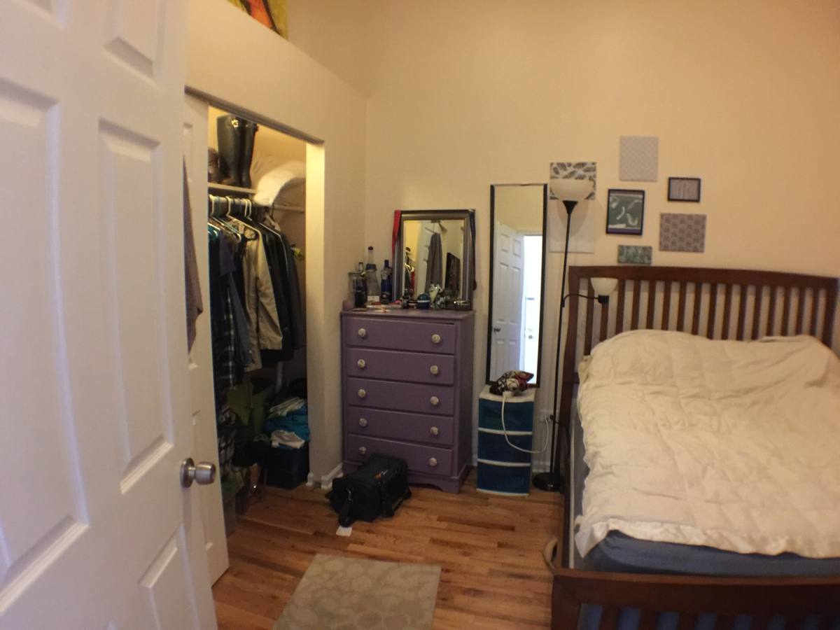 Apartment for rent at 2034 W Webster Ave, Chicago, IL 60647