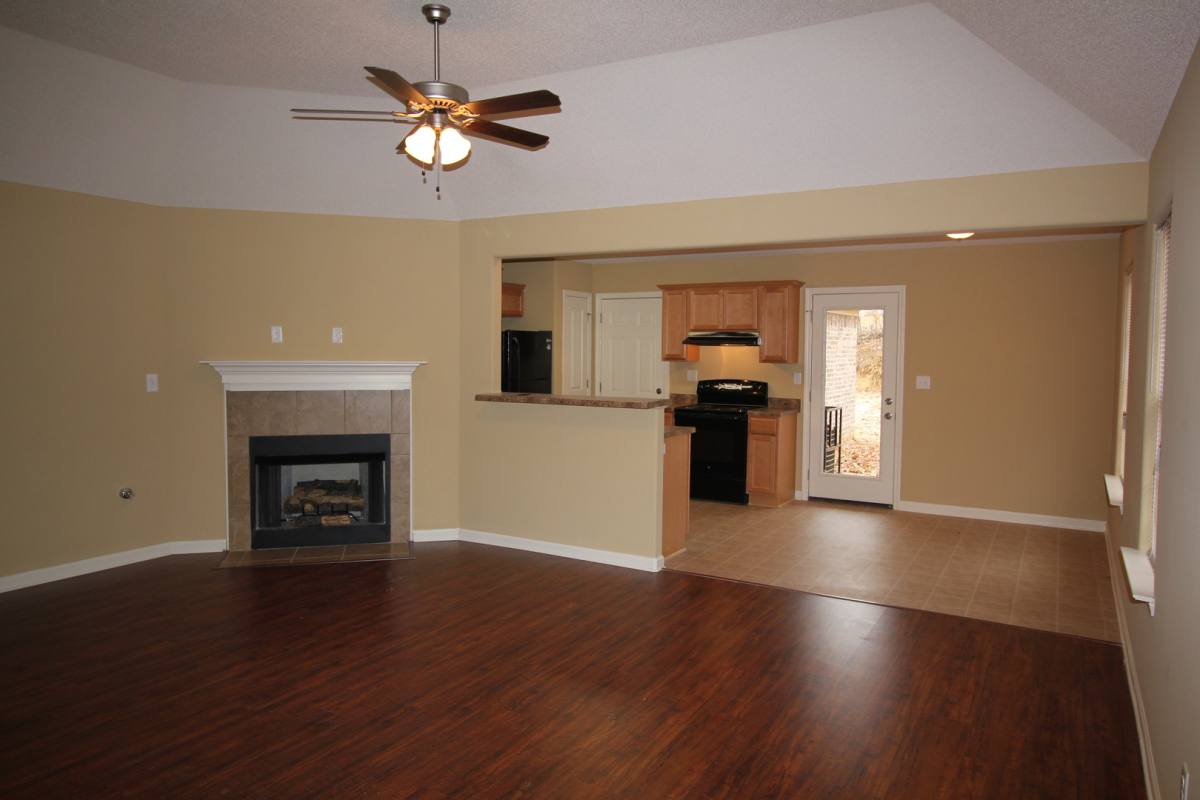 Apartment for rent at 1039 Crayton Ridge Dr, Cordova, TN 38018