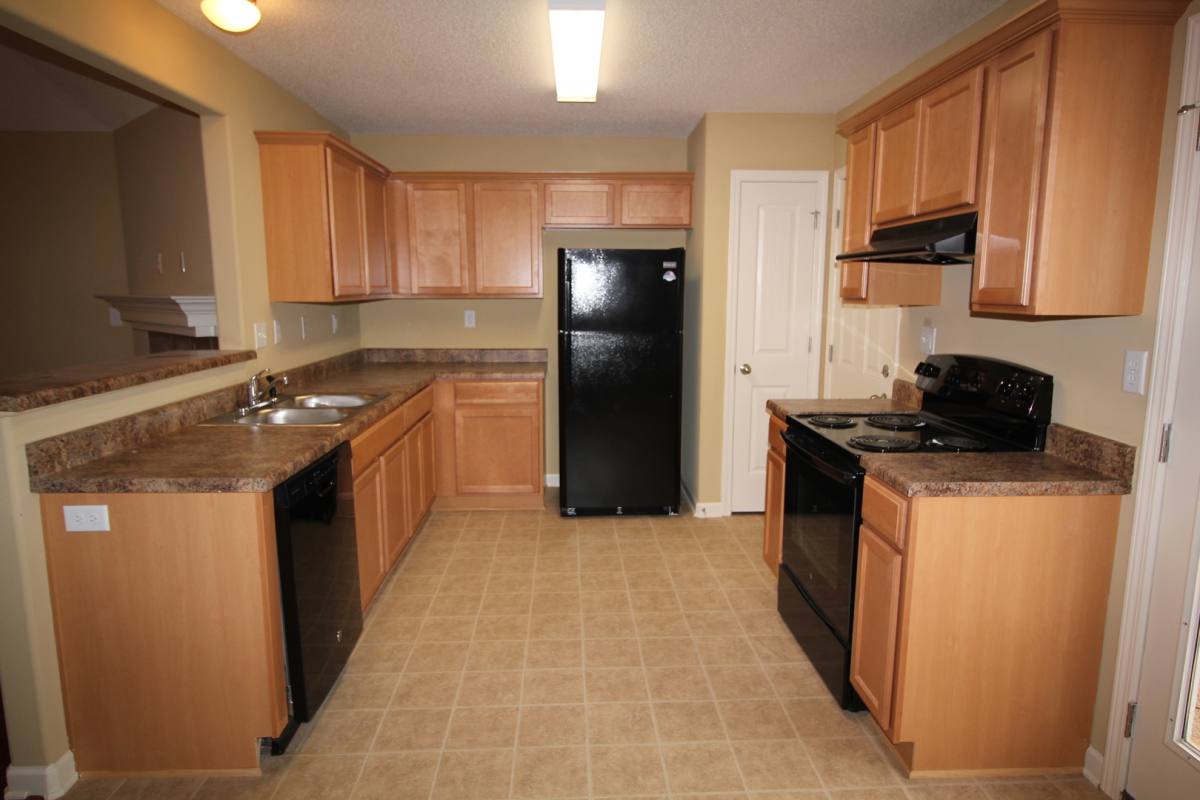 Apartment for rent at 1039 Crayton Ridge Dr, Cordova, TN 38018