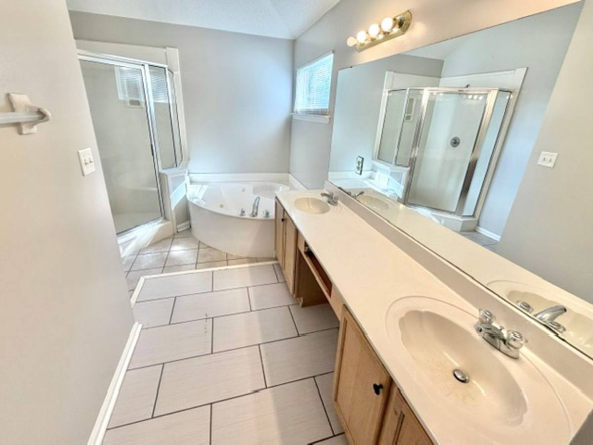 Apartment for rent at 2799 Maggie Woods Place, Arlington, TN 38002