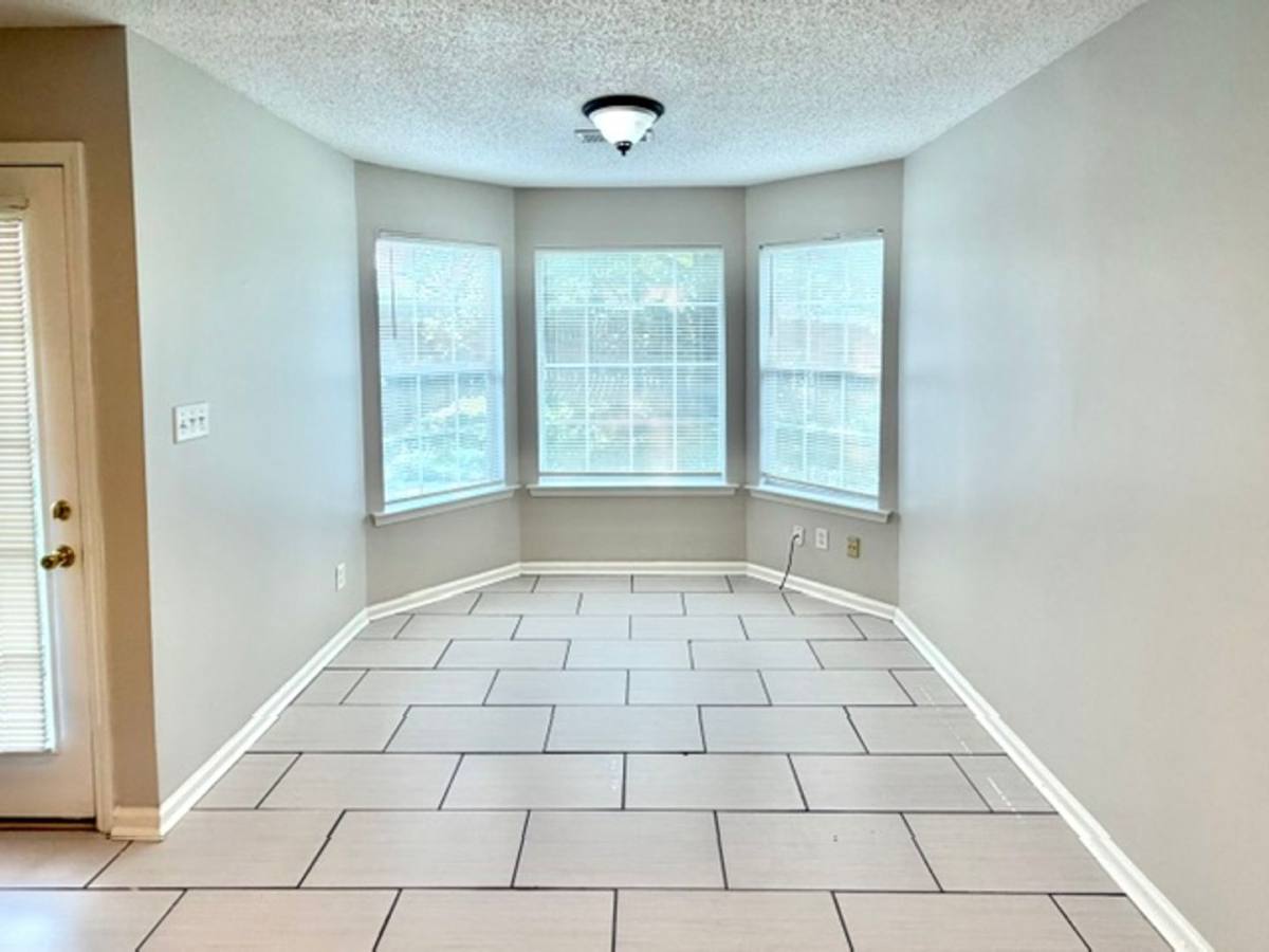 Apartment for rent at 2799 Maggie Woods Place, Arlington, TN 38002