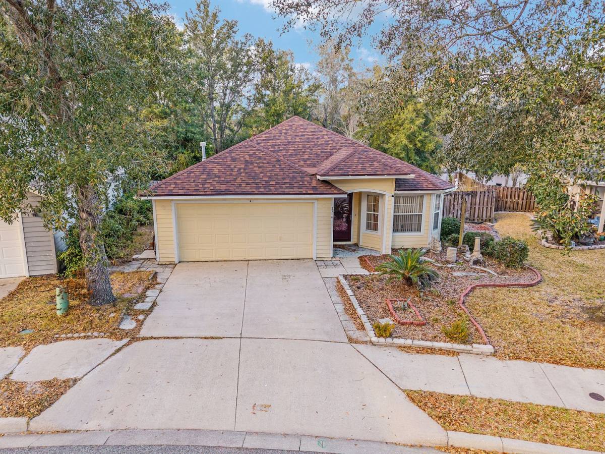 House for rent at 2114 NW 52nd Place, Gainesville, FL 32605