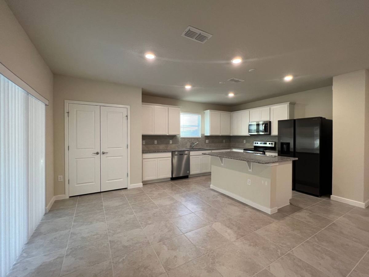 House for rent at 2108 Canopy Terrace Blvd, Deland, FL 32724