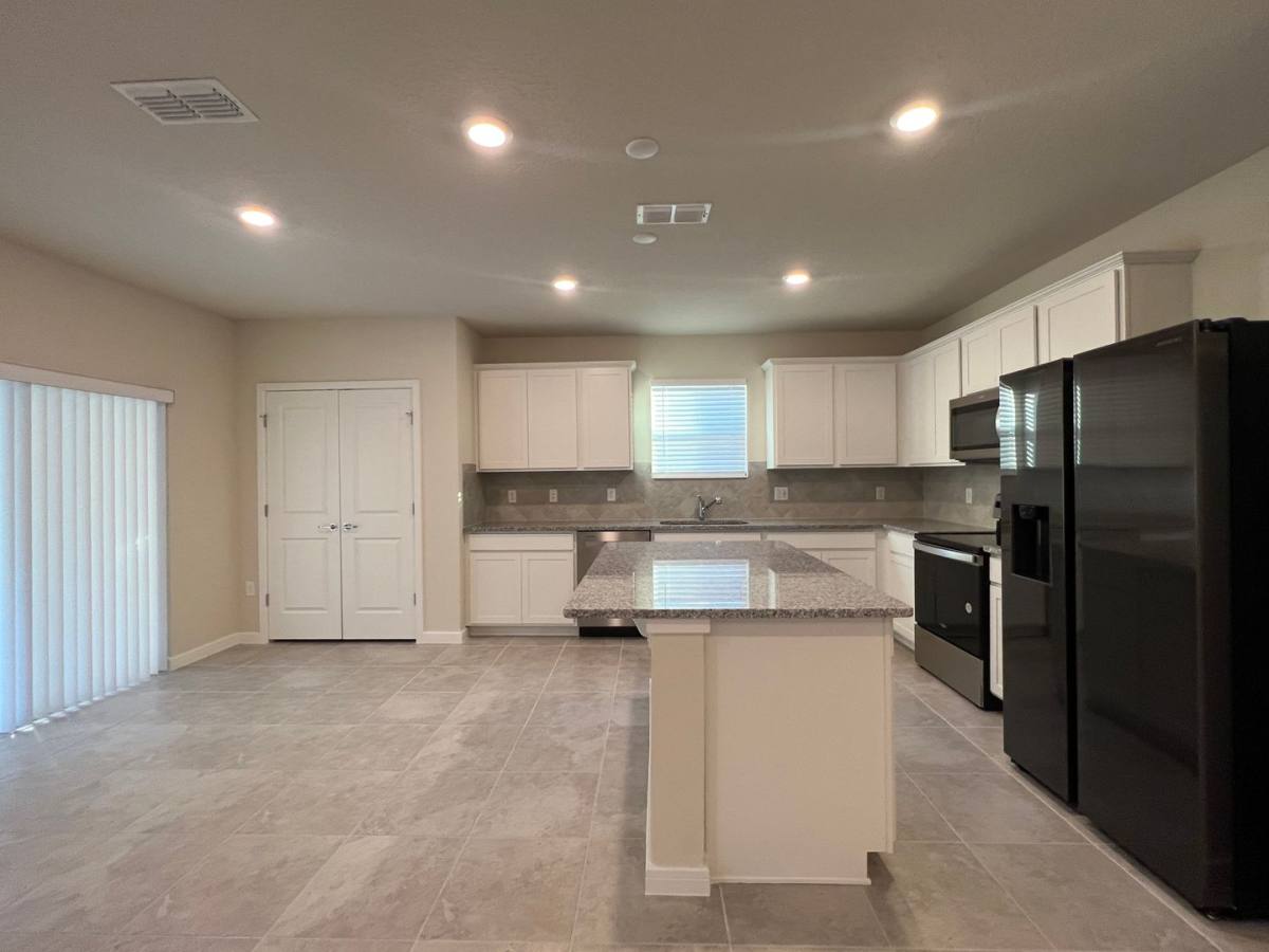House for rent at 2108 Canopy Terrace Blvd, Deland, FL 32724