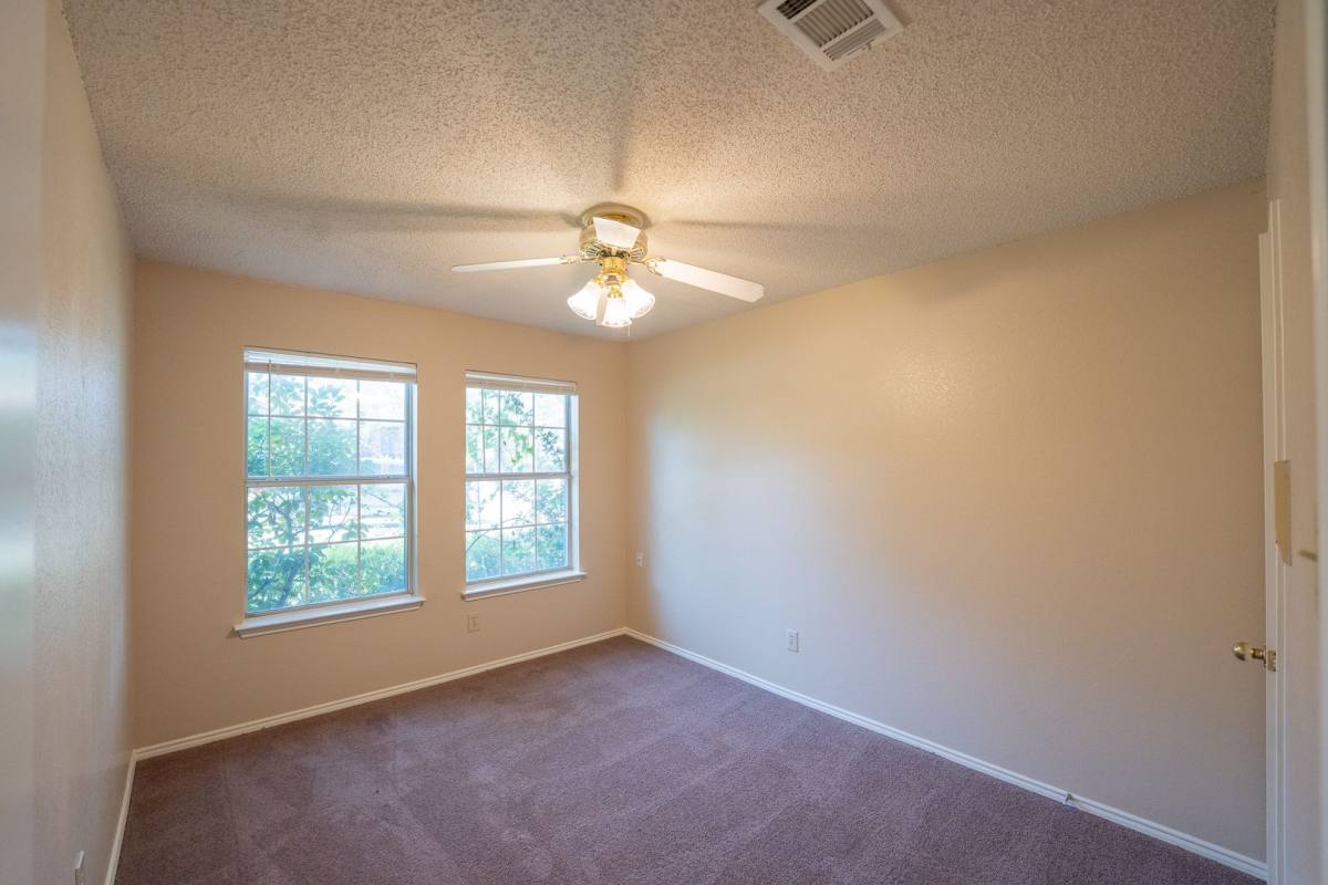 House for rent at 831 Ash Grove Lane, Desoto, TX 75115