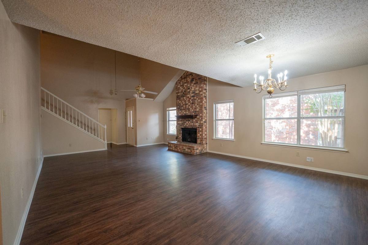 House for rent at 831 Ash Grove Lane, Desoto, TX 75115