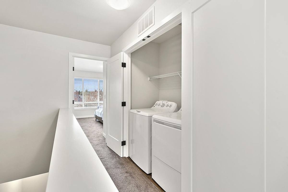 Townhouse for rent at 3723 Wardell Lane SE #C, Lacey, WA 98503