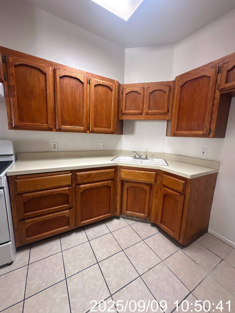 Condo for rent at 3608 Sampson Court #B, Bakersfield, CA 93309