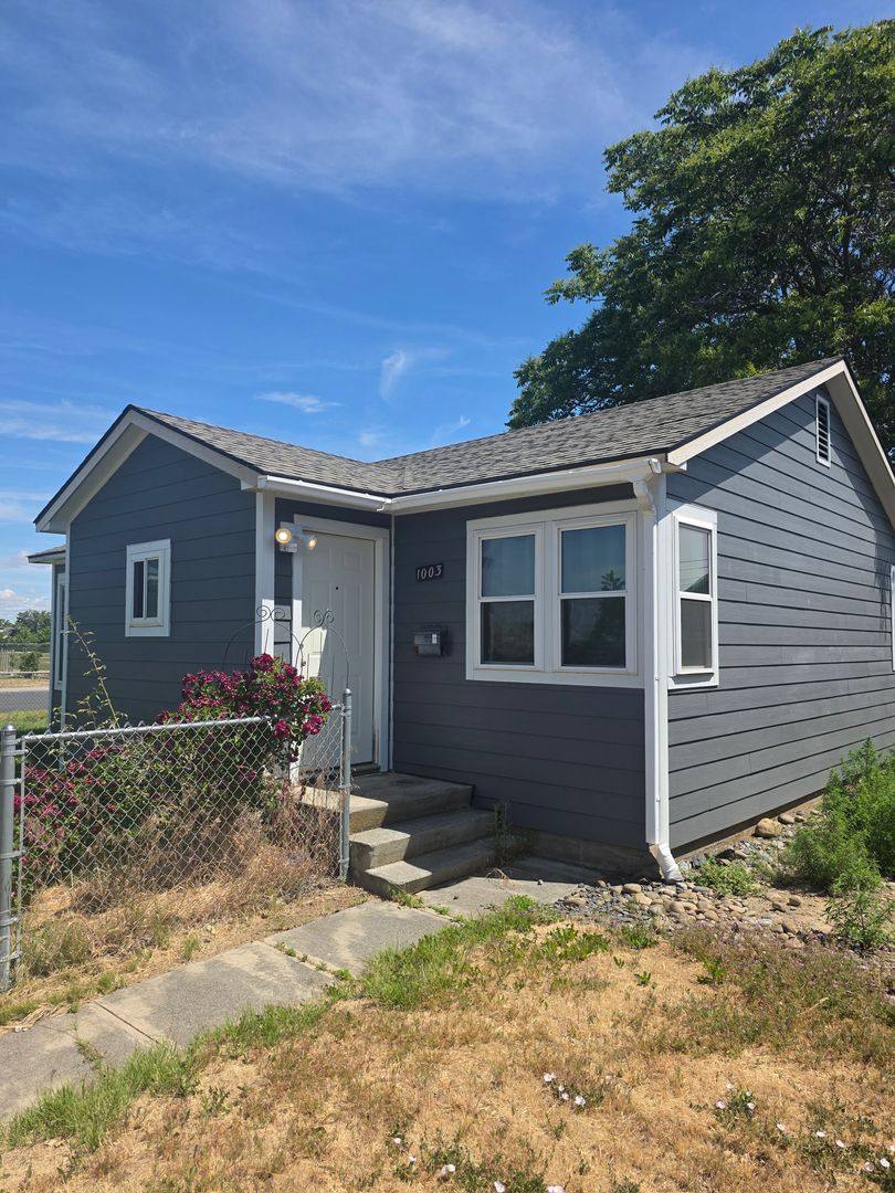 House for rent at 1003 W Cascade, Moses Lake, WA 98837