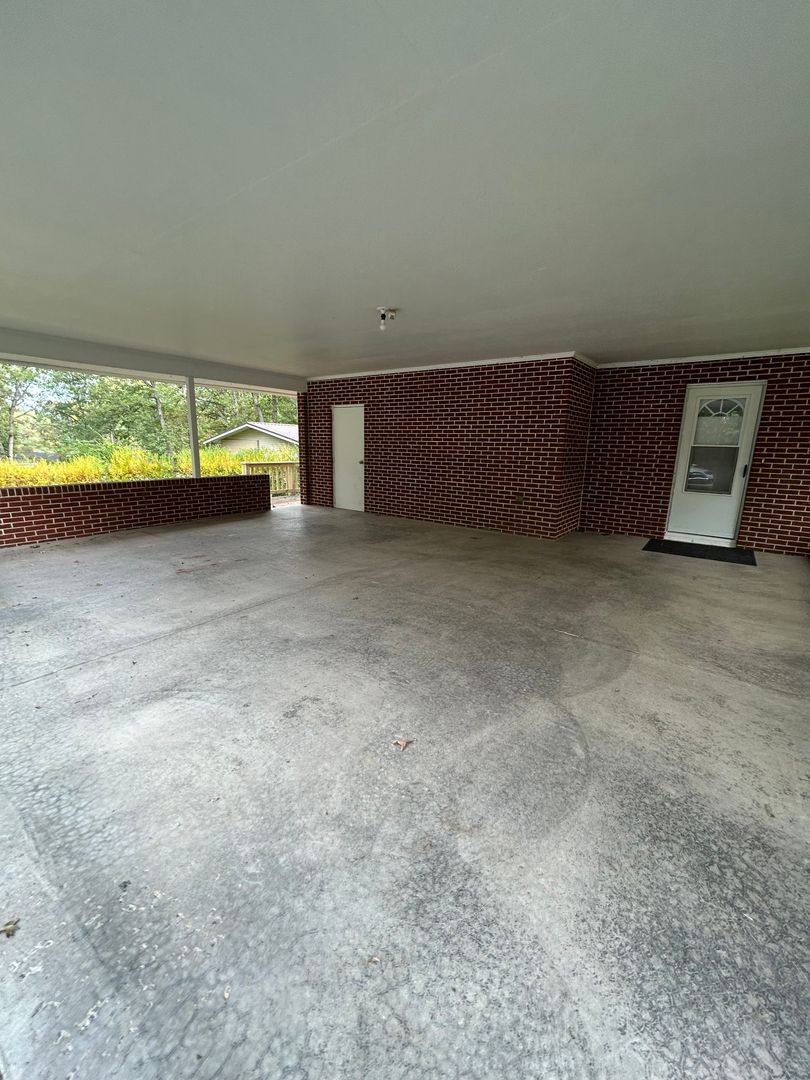House for rent at 1904 N Oak Lane, State College, PA 16803