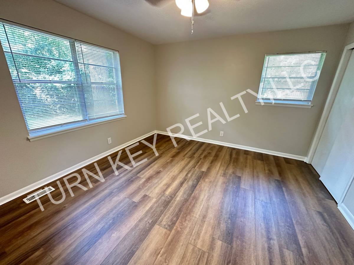 House for rent at 6220 Cole Ave, Pinson, AL 35126