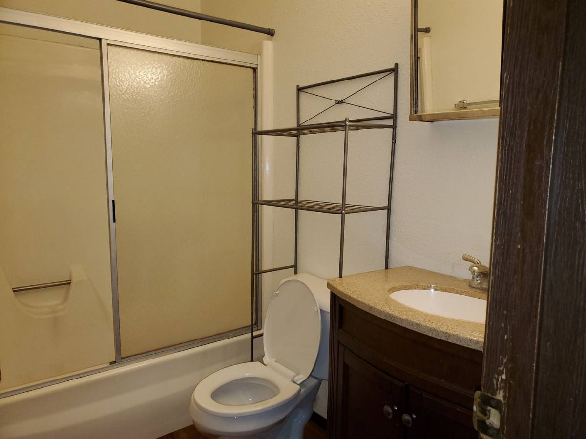 Apartment for rent at 501 N Hickory, De Soto, IL 62924