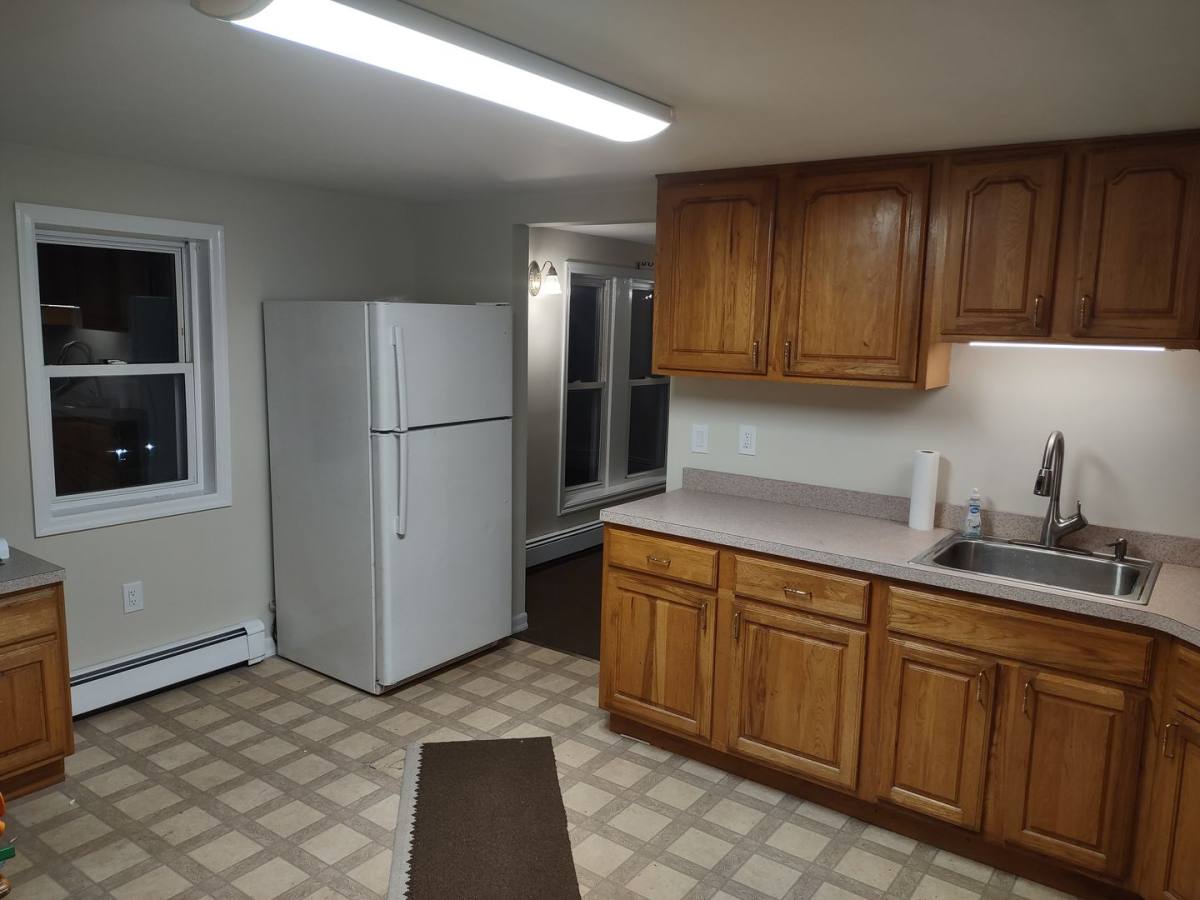 Apartment for rent at 164 Auburn St, Meshoppen, PA 18630
