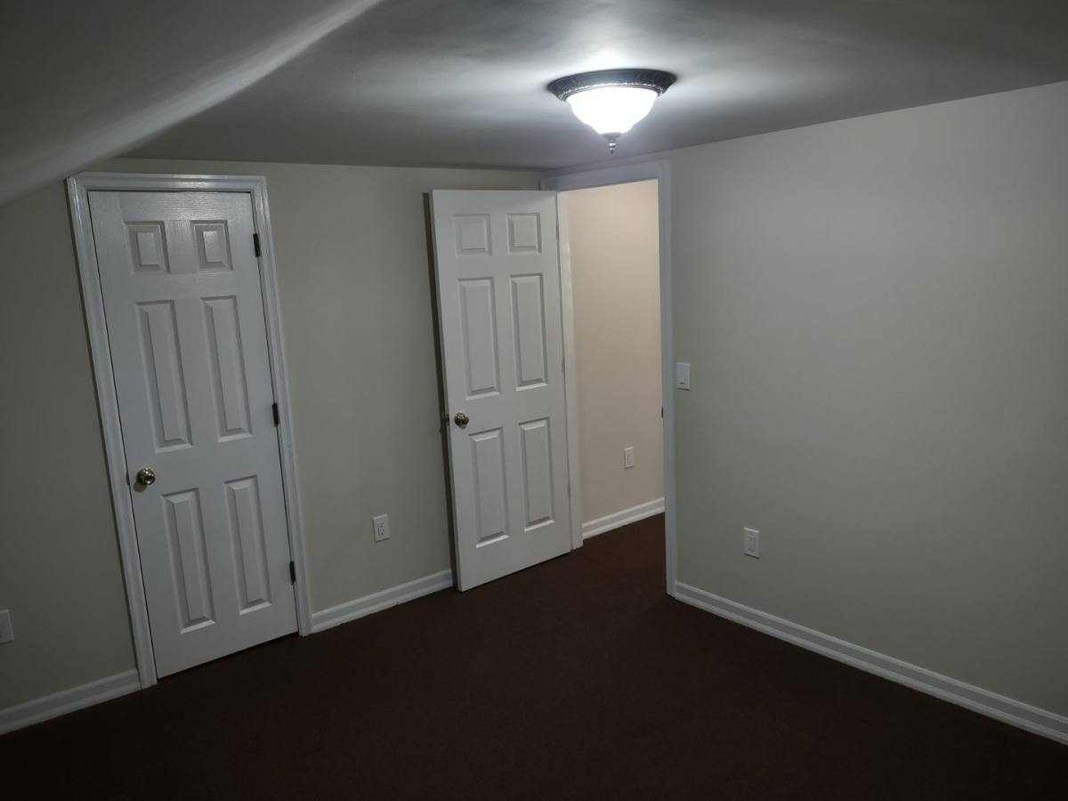 Apartment for rent at 164 Auburn St, Meshoppen, PA 18630