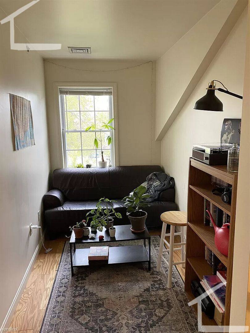 Townhouse for rent at 36A Raymond St #36B, Allston, MA 02134