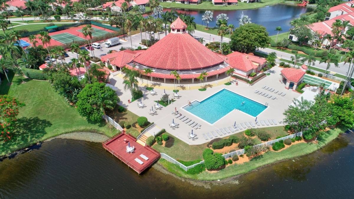 Apartment for rent at 7657 Lexington Club Blvd, Delray Beach, FL 33446