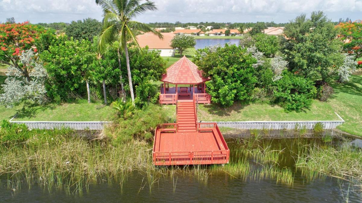 Apartment for rent at 7657 Lexington Club Blvd, Delray Beach, FL 33446