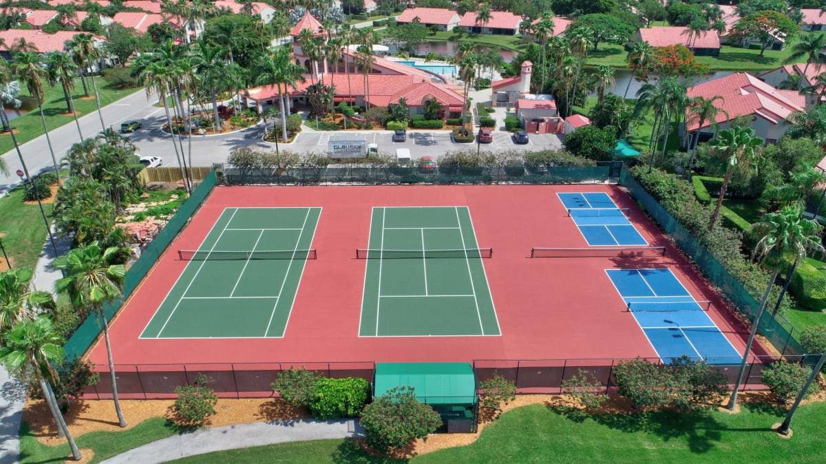 Apartment for rent at 7657 Lexington Club Blvd, Delray Beach, FL 33446