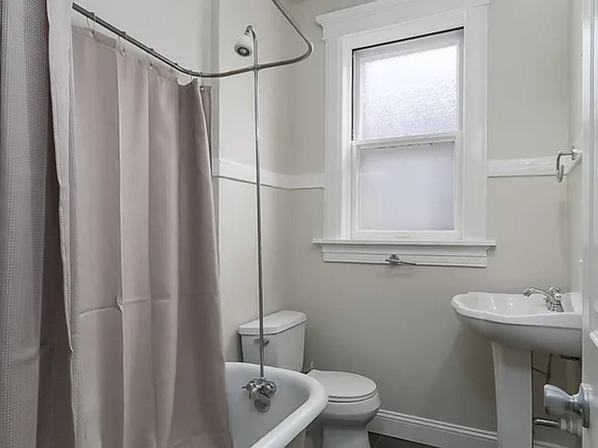 Apartment for rent at 4219-4221 Botanical Ave, Saint Louis, MO 63110