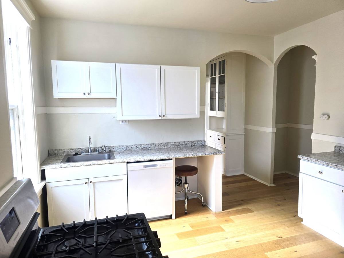 Apartment for rent at 4219-4221 Botanical Ave, St. Louis, MO 63110
