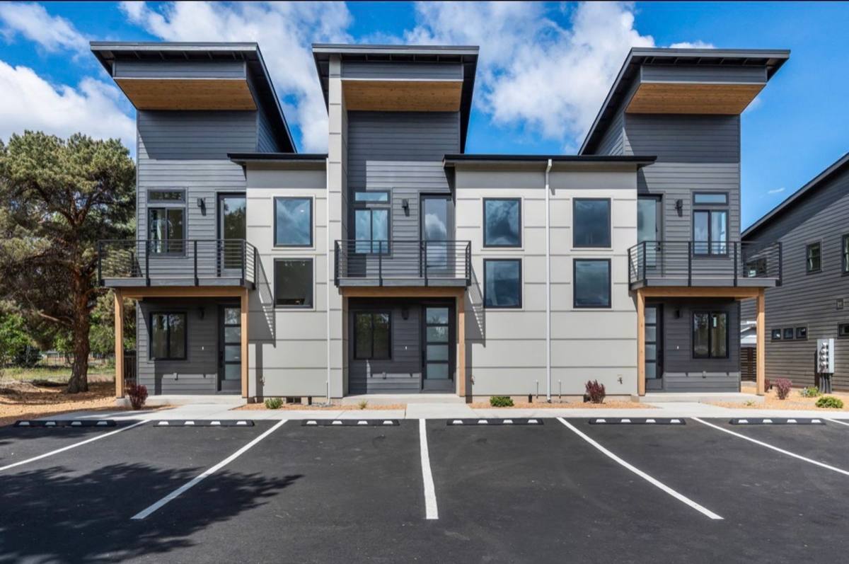 Condo for rent at 2548 SW Yew Ave, Redmond, OR 97756