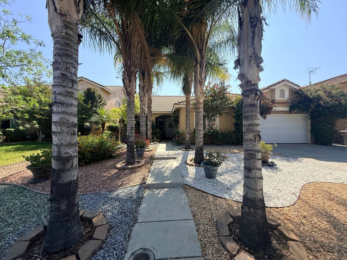 House for rent at 2293 Murrieta Rd, Perris, CA 92571