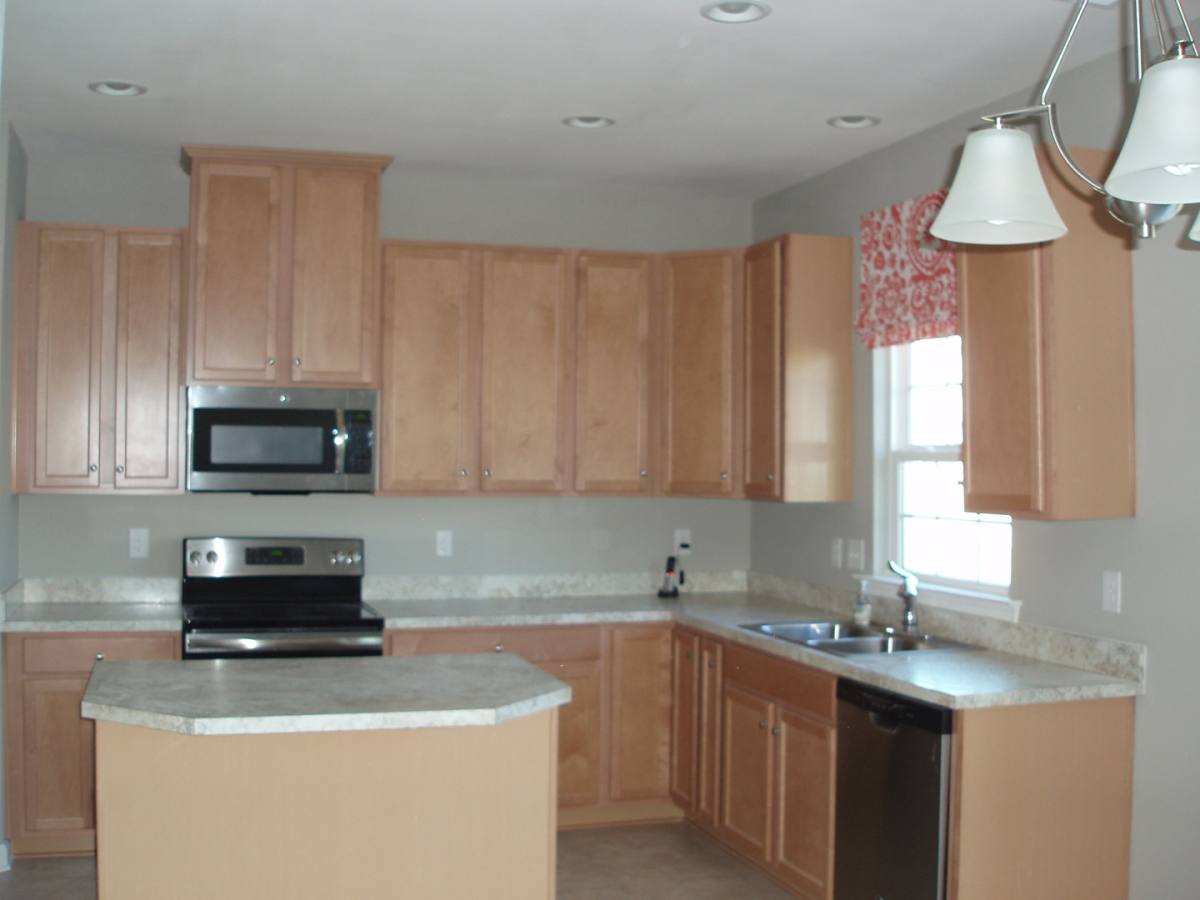 House for rent at 323 Michael Selby Dr, Hampton, VA 23666