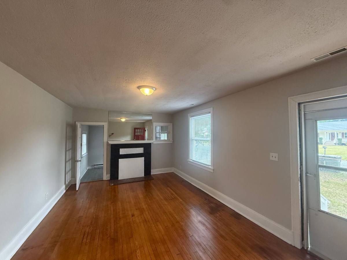 House for rent at 1840 Powell Rd, Richmond, VA 23224