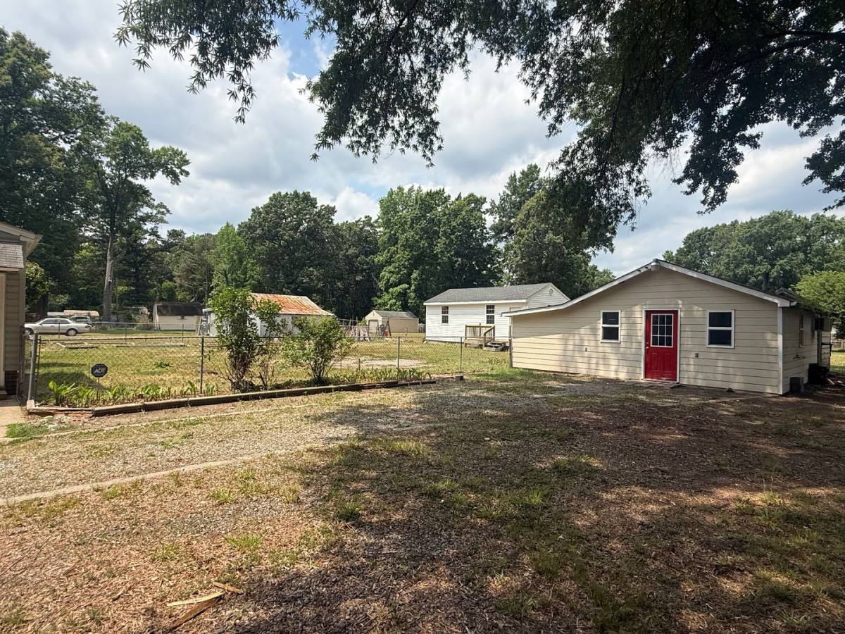 House for rent at 1840 Powell Rd, Richmond, VA 23224
