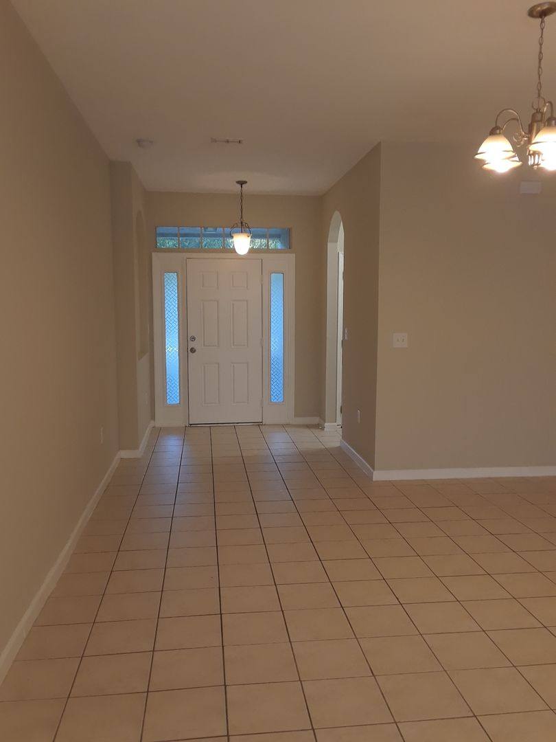 Townhouse for rent at 2533 Old Kent Circle, Kissimmee, FL 34758