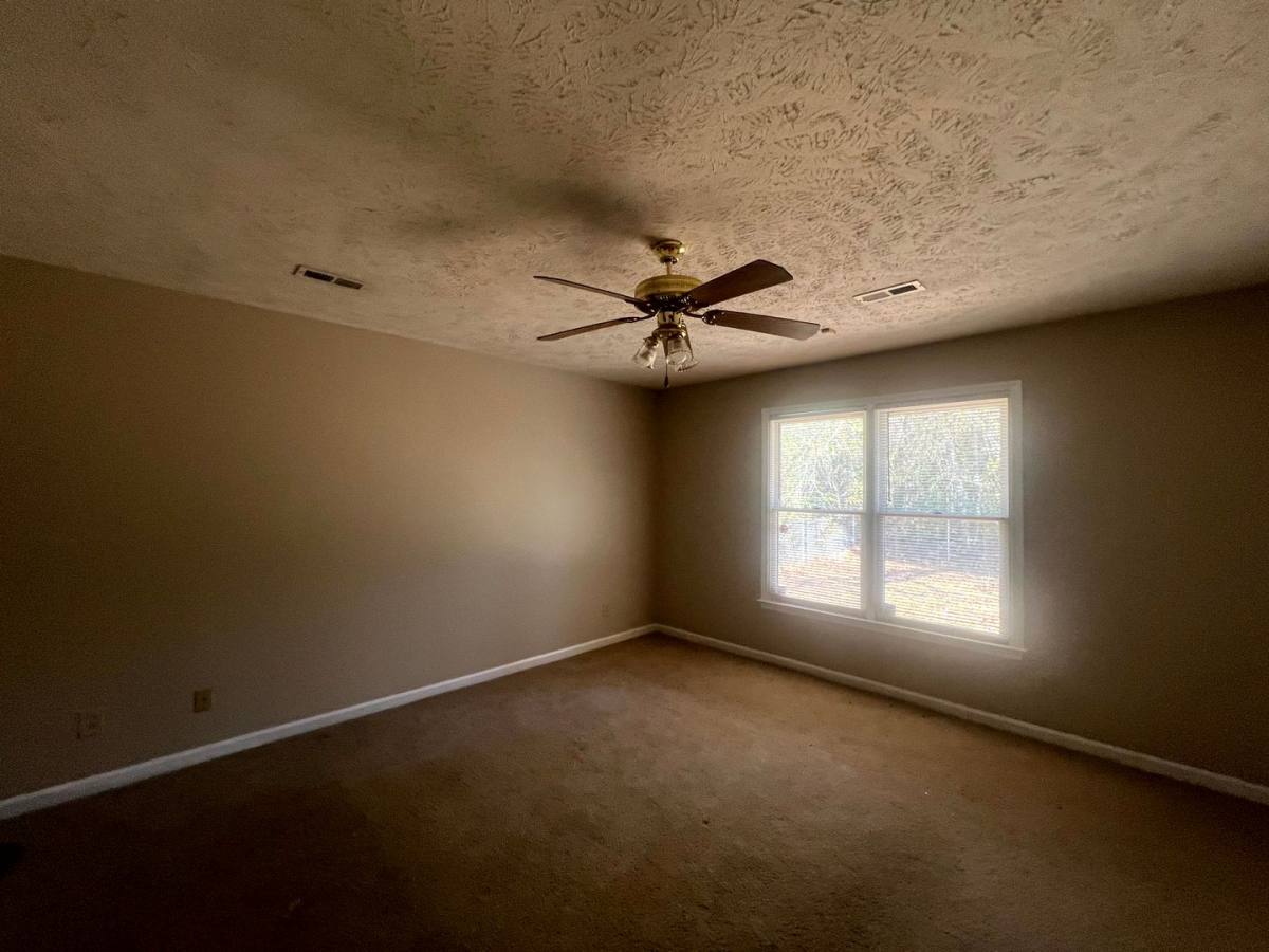House for rent at 2857 Chillingworth Dr, Fayetteville, NC 28306