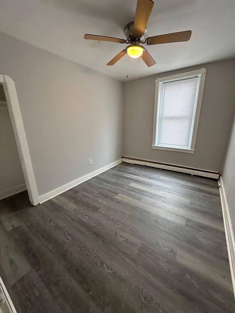 Apartment for rent at 437 Sharon Ave, Sharon Hill, PA 19079
