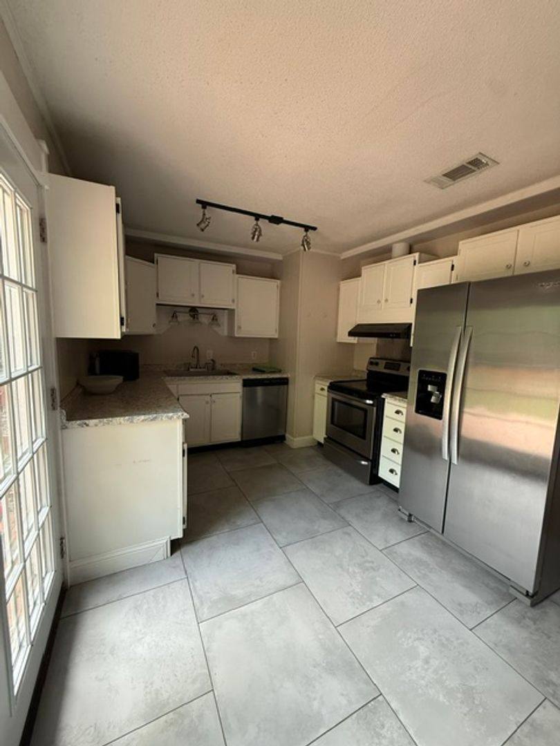 House for rent at 642 Lee Rd, Hinesville, GA 31313