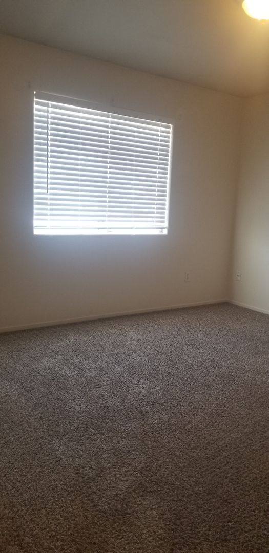 Apartment for rent at 4510 Pebble Creek Dr, Bakersfield, CA 93312