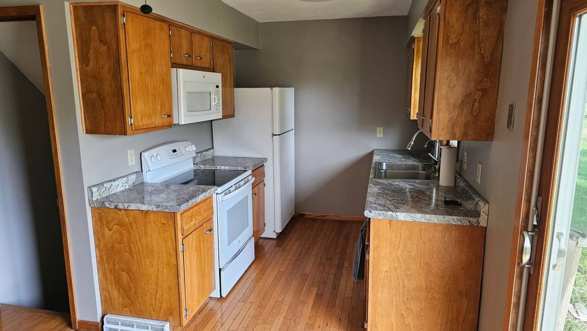 House for rent at 3501 15th Ave SE, Willmar, MN 56201