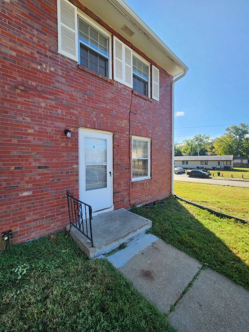 Apartment for rent at 4470 Redman Ave, Omaha, NE 68111
