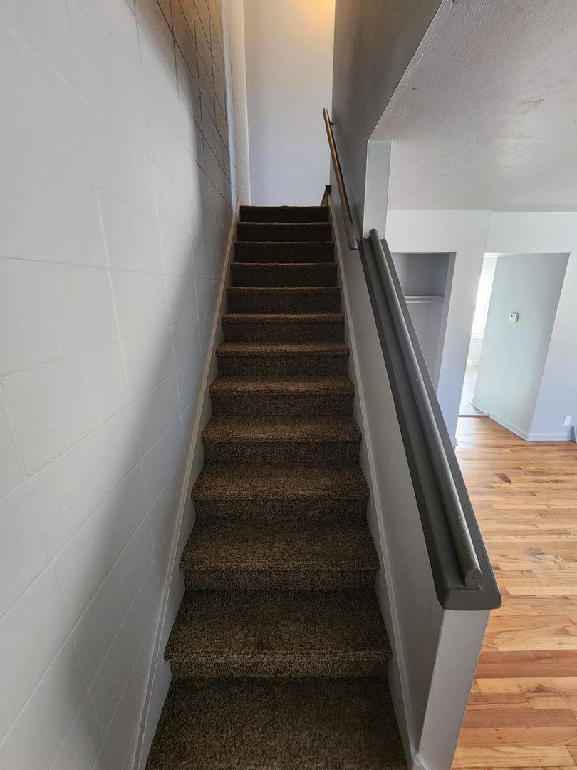 Apartment for rent at 4470 Redman Ave, Omaha, NE 68111