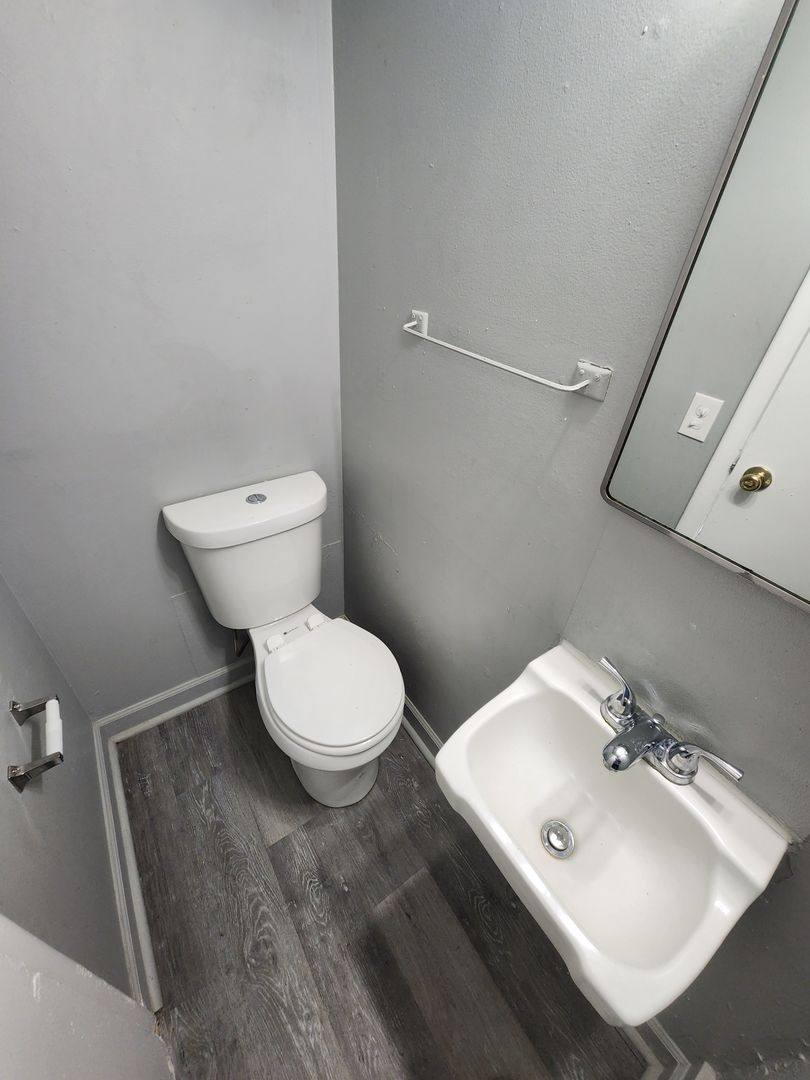 Apartment for rent at 4470 Redman Ave, Omaha, NE 68111
