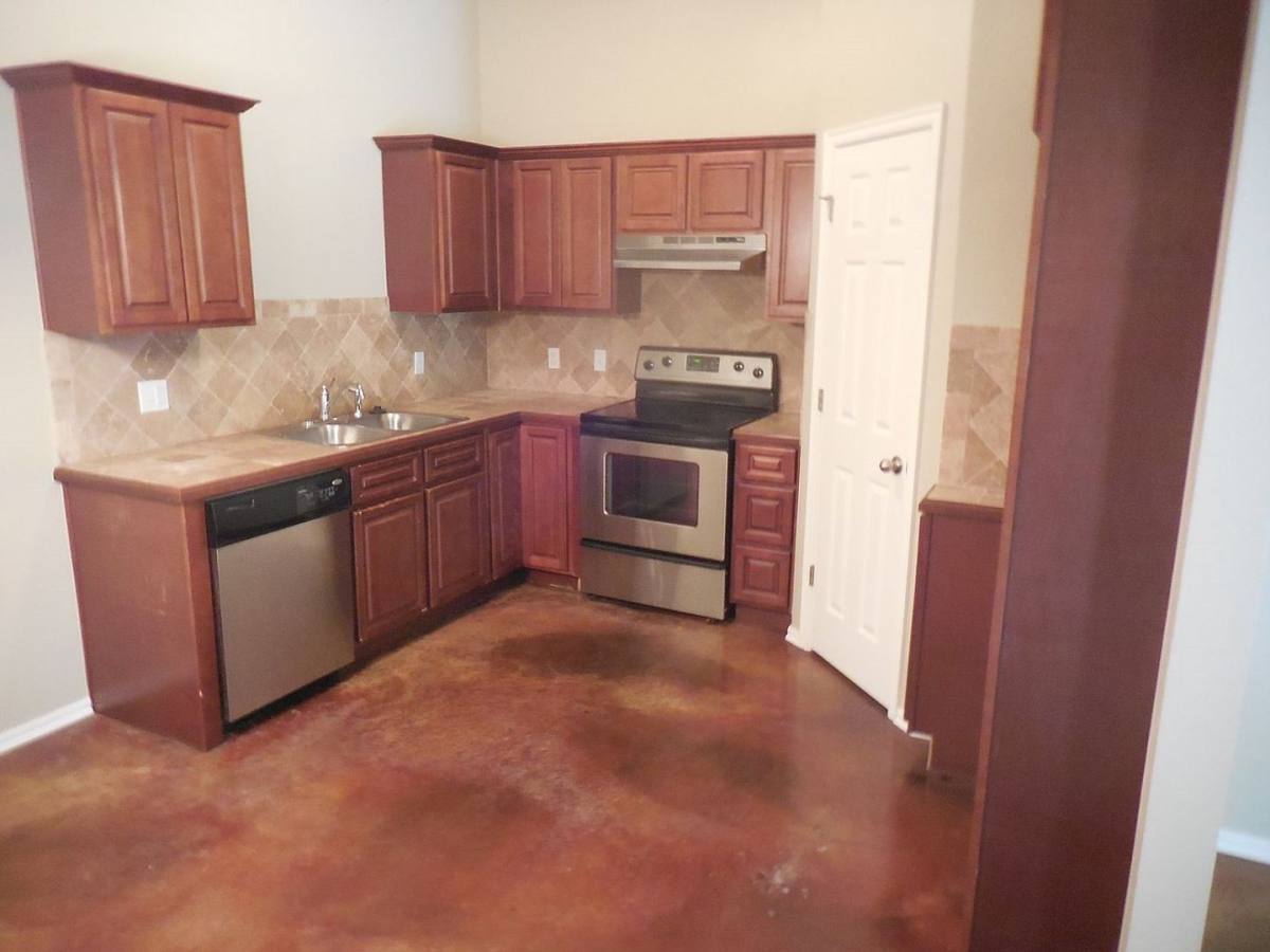 Apartment for rent at 113 NE 23rd St, Oklahoma City, OK 73160