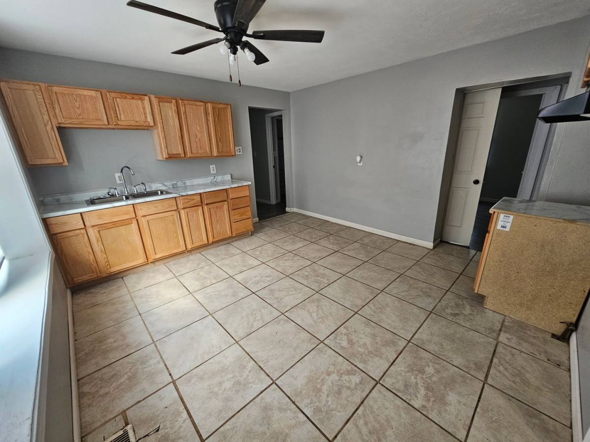 House for rent at 2407 N 15th St, Springfield, IL 62702