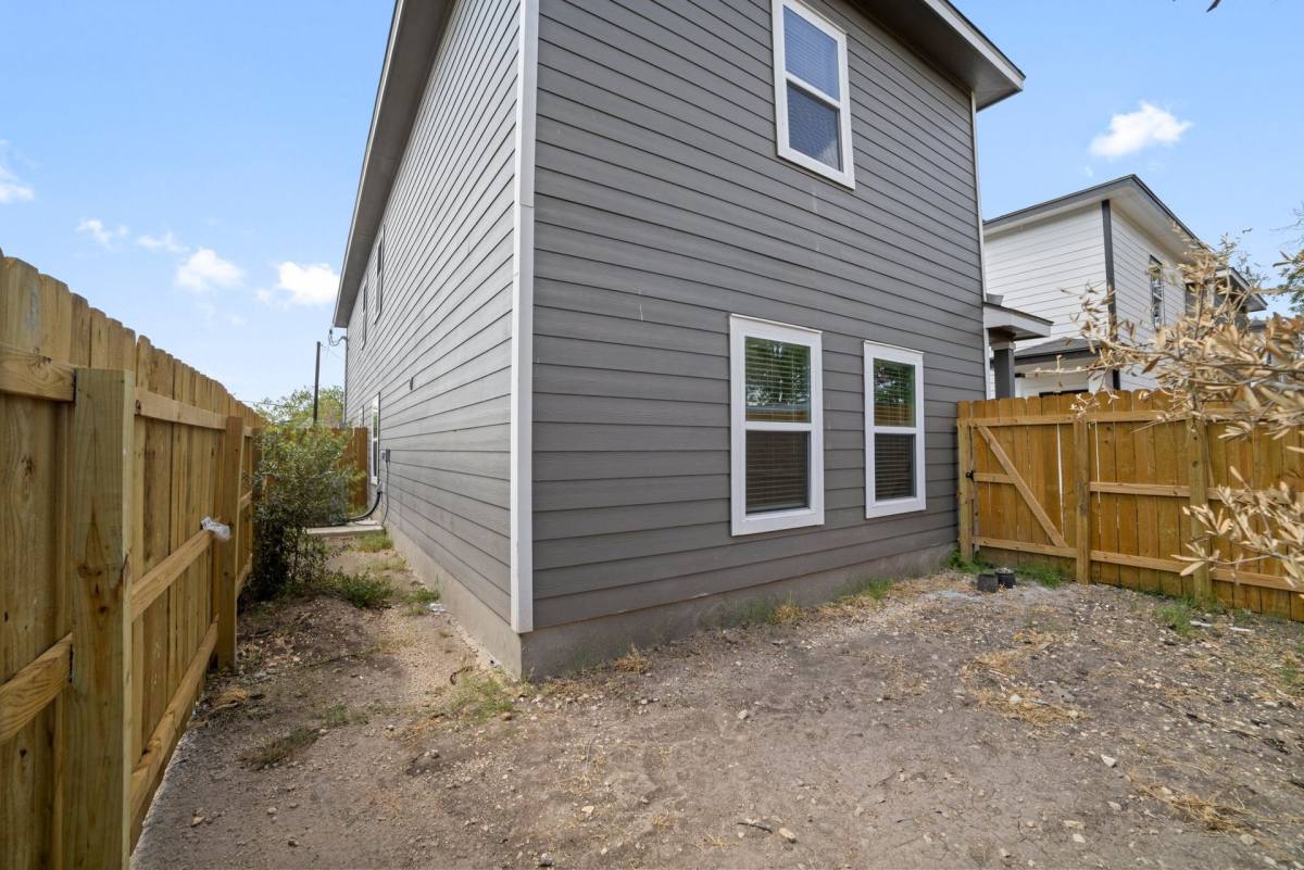 Townhouse for rent at 7226 Briar Place, San Antonio, TX 78221