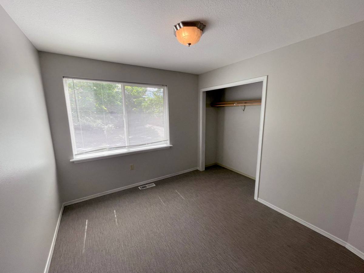 Townhouse for rent at 5011 N Syracuse St, Portland, OR 97203