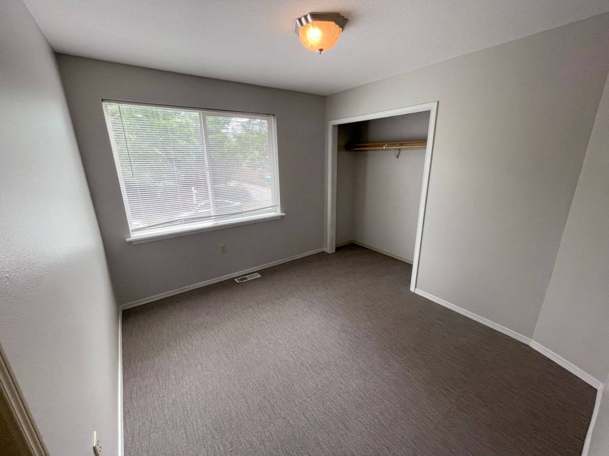 Townhouse for rent at 5011 N Syracuse St, Portland, OR 97203