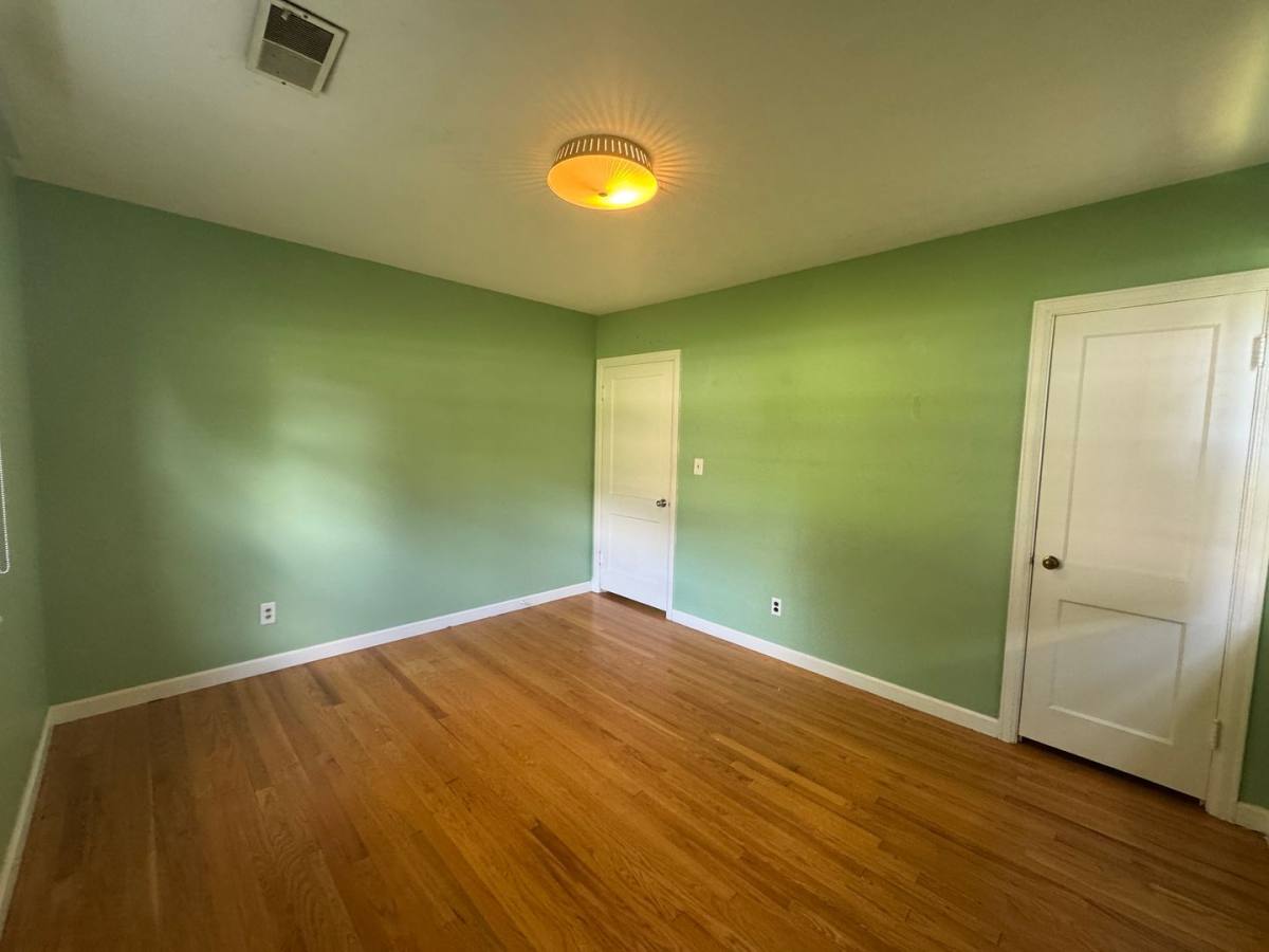House for rent at 3351 Mimosa Dr, Nashville, TN 37211