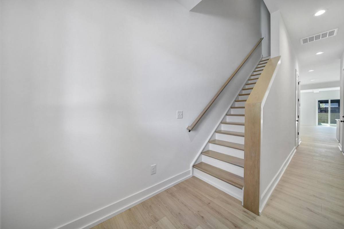 Townhouse for rent at 511 Bowman Rd, Charlotte, NC 28217