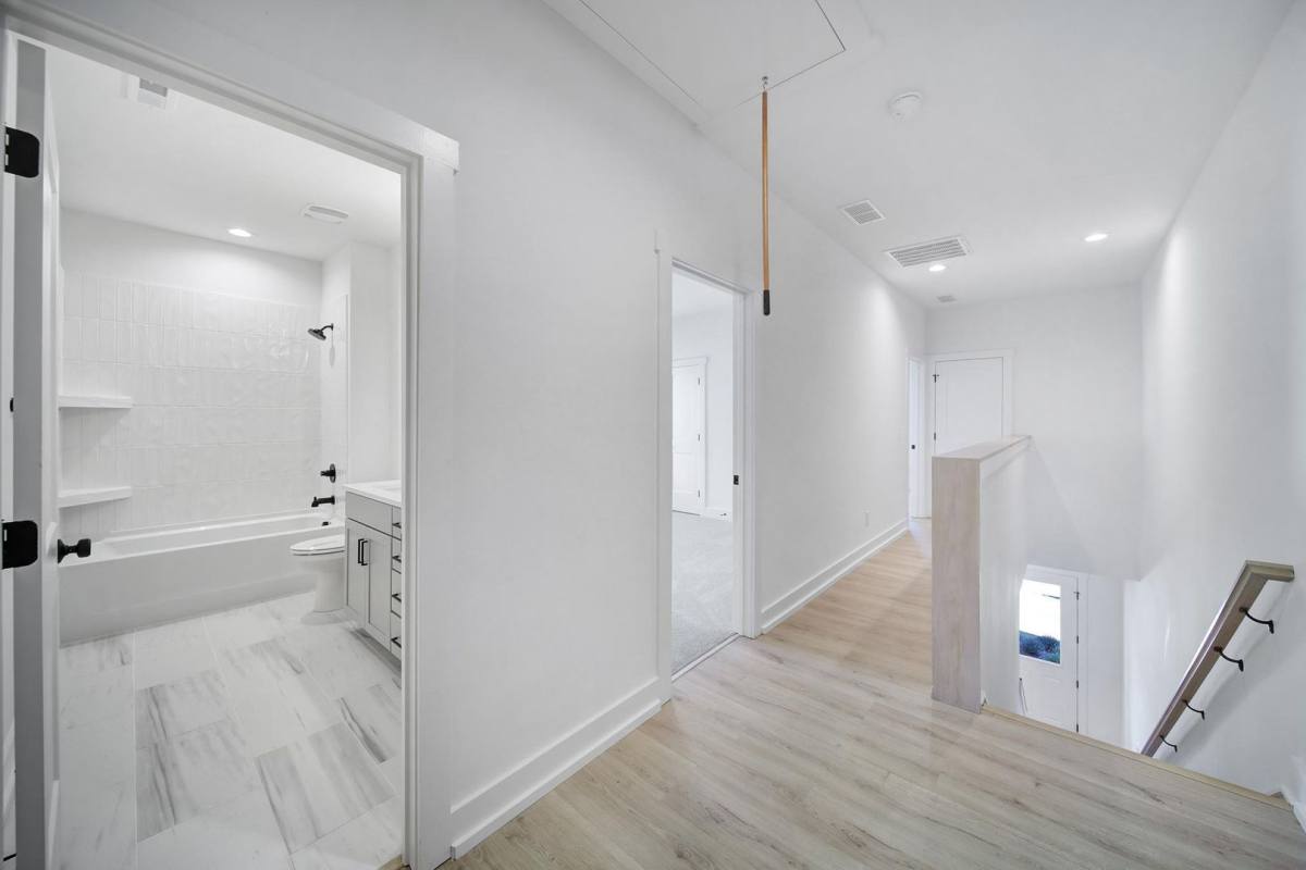 Townhouse for rent at 511 Bowman Rd, Charlotte, NC 28217